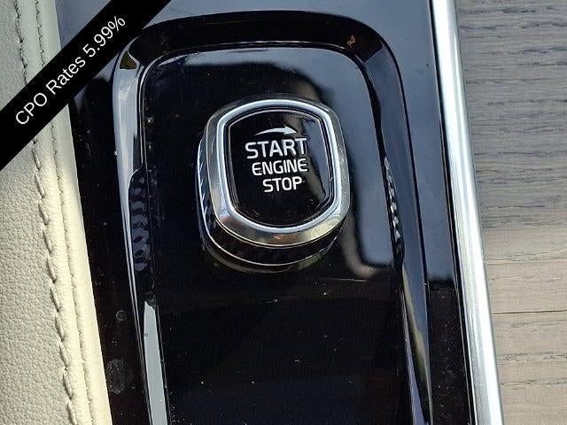 2025 Volvo XC90 Plug-In Hybrid T8 AWD Plus 7-Seater