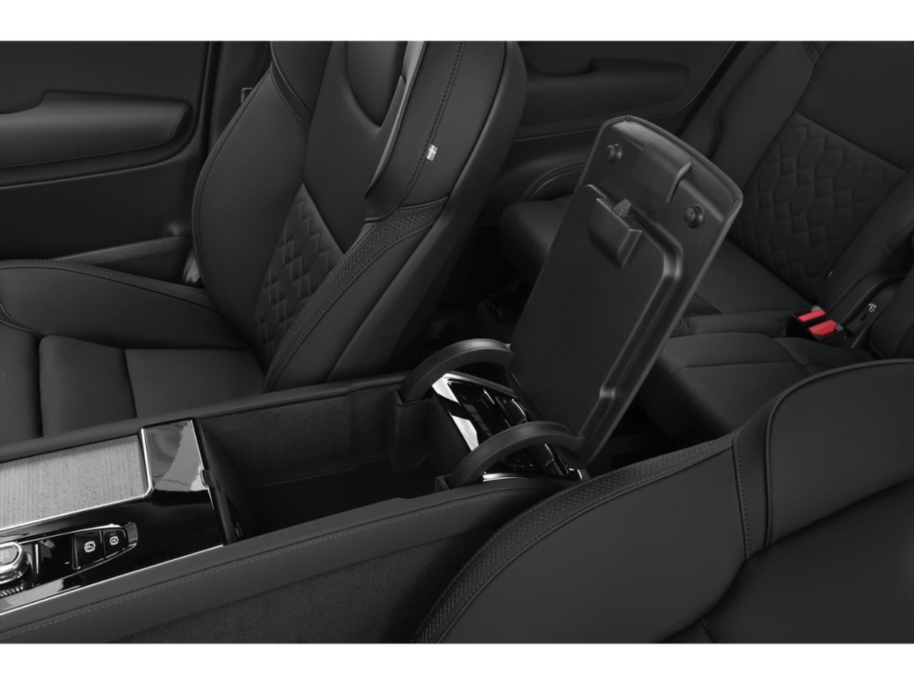 2025 Volvo XC90 Plug-In Hybrid T8 AWD Plus 7-Seater