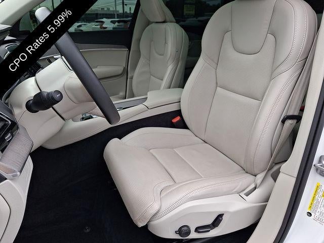2025 Volvo XC90 Plug-In Hybrid T8 AWD Ultra 7-Seater