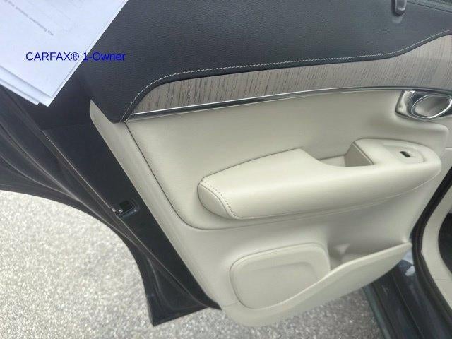 2025 Volvo XC90 Plug-In Hybrid T8 AWD Ultra 7-Seater