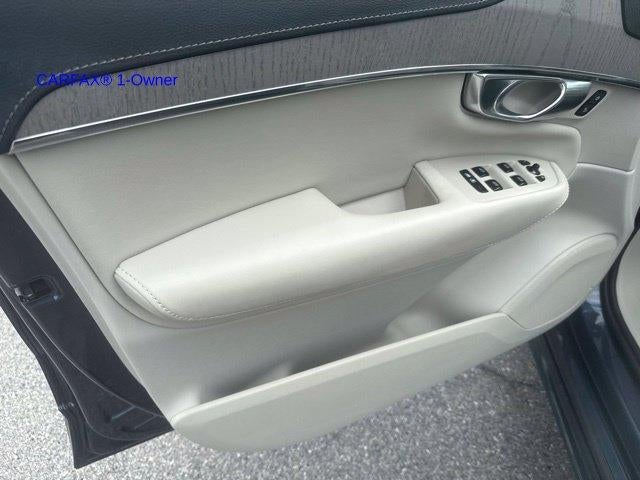 2025 Volvo XC90 Plug-In Hybrid T8 AWD Ultra 7-Seater