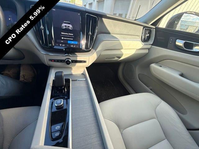 2025 Volvo XC60 Plug-In Hybrid T8 AWD Plus