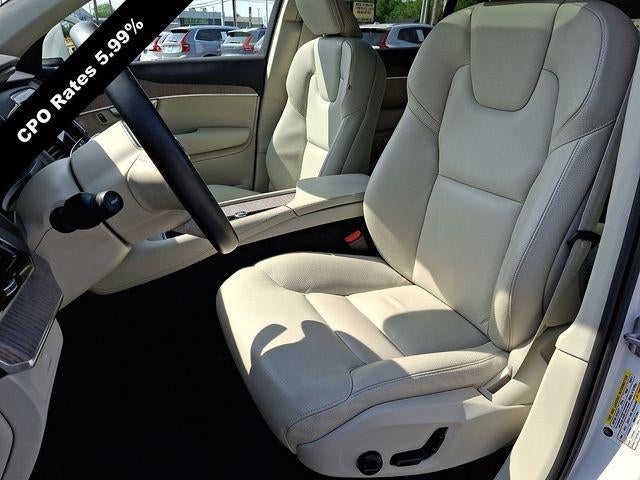 2024 Volvo XC90 B5 AWD Plus Bright Theme 7P