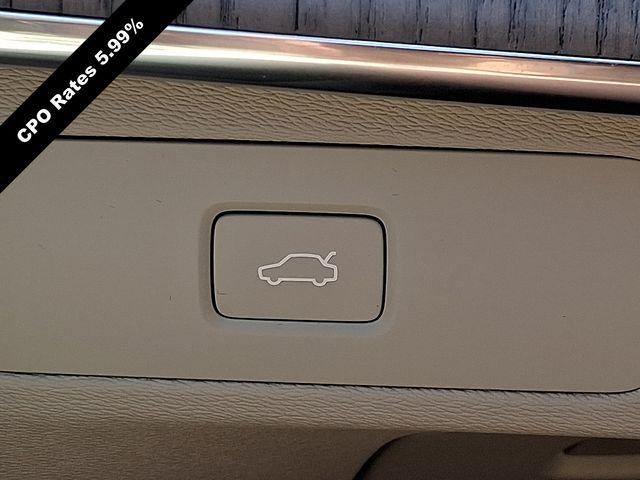 2024 Volvo XC90 B5 AWD Plus Bright Theme 7P