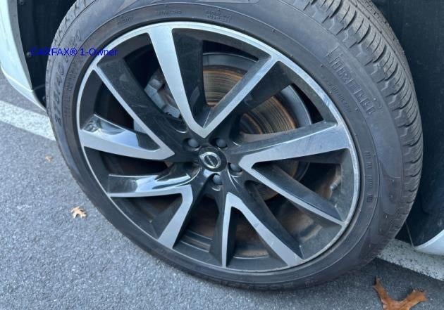 2023 Volvo XC90 B5 AWD Plus 7P