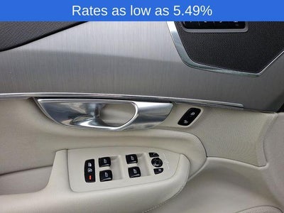 2023 Volvo XC90 B5 AWD Core 7P