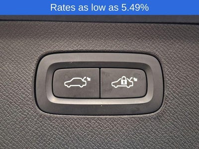 2023 Volvo XC90 B5 AWD Core 7P