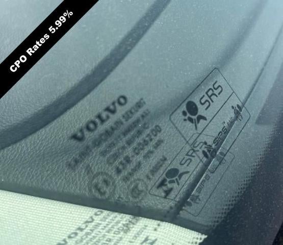 2023 Volvo XC60 B5 AWD Ultimate Bright Theme
