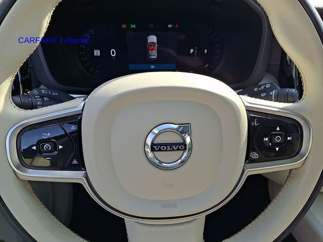 2023 Volvo XC60 B5 AWD Ultimate Bright Theme