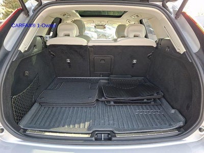 2023 Volvo XC60 B5 AWD Ultimate Bright Theme