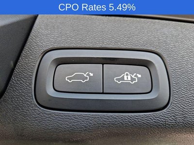 2023 Volvo XC60 B5 AWD Ultimate Bright Theme