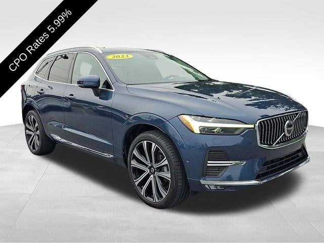 2023 Volvo XC60 B5 AWD Ultimate Bright Theme
