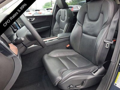 2023 Volvo XC60 B5 AWD Ultimate Bright Theme