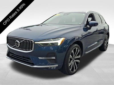 2023 Volvo XC60 B5 AWD Ultimate Bright Theme