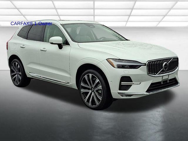 2023 Volvo XC60 B5 AWD Ultimate Bright Theme