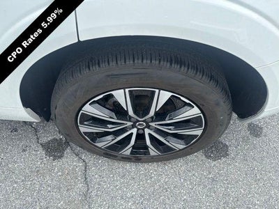 2024 Volvo XC60 B5 AWD Core Dark Theme