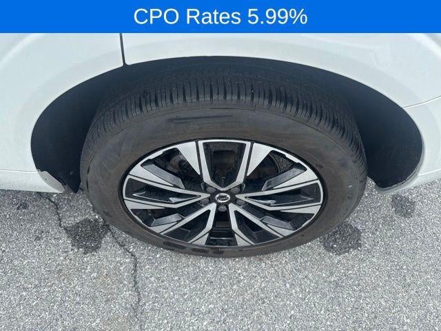 2024 Volvo XC60 B5 AWD Core Dark Theme