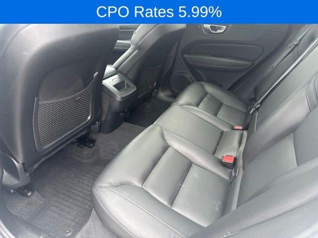 2024 Volvo XC60 B5 AWD Core Dark Theme