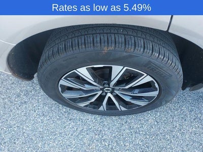 2024 Volvo XC60 B5 AWD Core Dark Theme