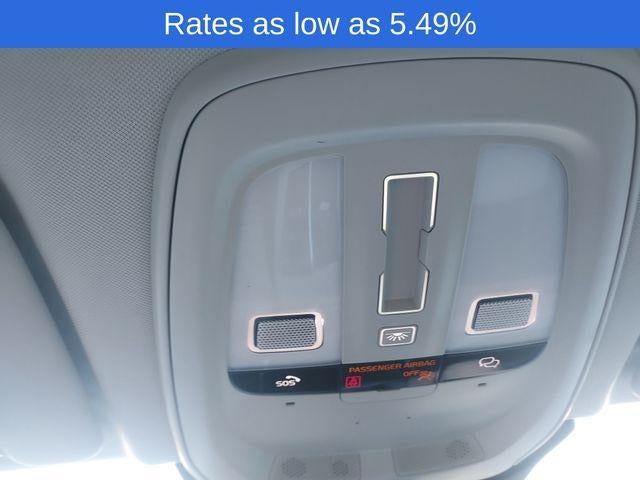 2024 Volvo XC60 B5 AWD Core Dark Theme