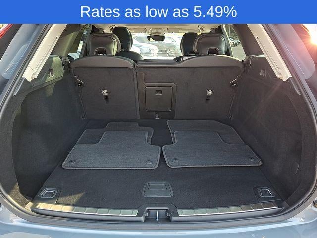 2022 Volvo XC60 B5 AWD Momentum