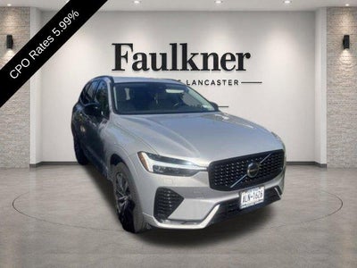 2024 Volvo XC60 B5 AWD Core Dark Theme