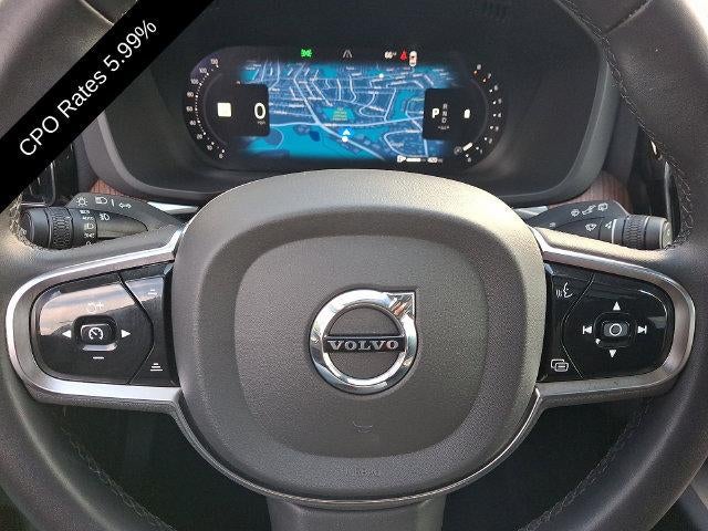 2024 Volvo XC60 B5 AWD Plus Dark Theme