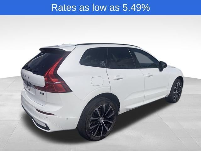 2024 Volvo XC60 B5 AWD Plus Dark Theme