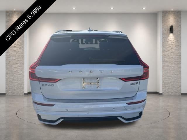 2024 Volvo XC60 B5 AWD Plus Dark Theme
