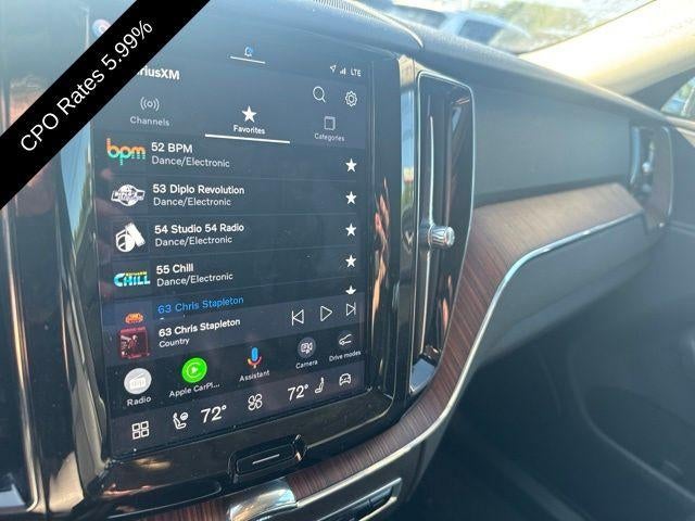 2024 Volvo XC60 B5 AWD Plus Dark Theme