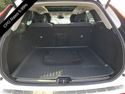 2024 Volvo XC60 B5 AWD Plus Dark Theme