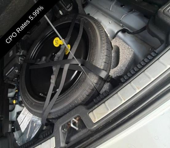 2024 Volvo XC60 B5 AWD Plus Dark Theme