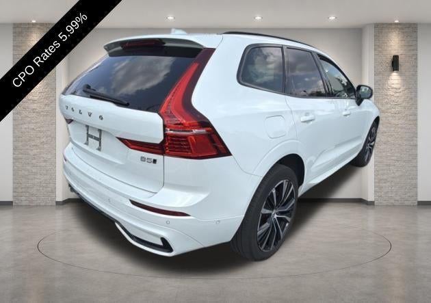 2024 Volvo XC60 B5 AWD Plus Dark Theme