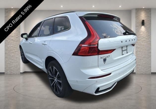 2024 Volvo XC60 B5 AWD Plus Dark Theme
