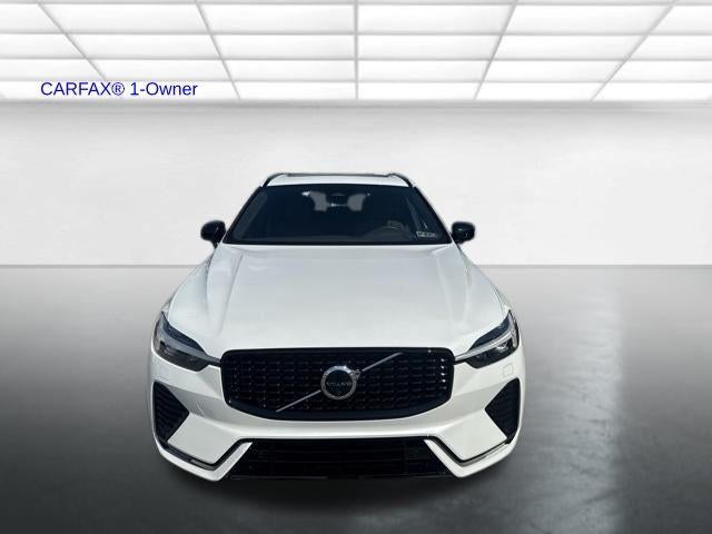 2024 Volvo XC60 B5 AWD Plus Dark Theme