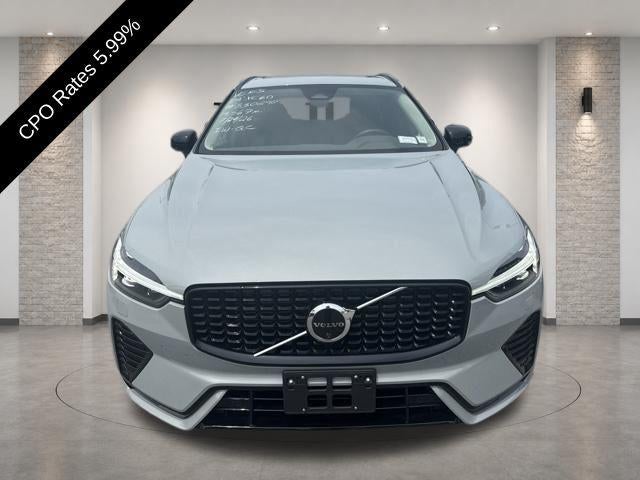 2024 Volvo XC60 B5 AWD Plus Dark Theme