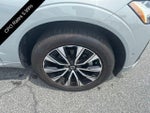 2024 Volvo XC60 B5 AWD Plus Dark Theme