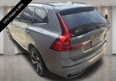 2024 Volvo XC60 B5 AWD Ultimate Dark Theme