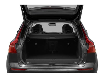 2024 Volvo XC60 B5 AWD Ultimate Dark Theme