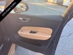 2024 Volvo XC60 B5 AWD Ultimate Dark Theme