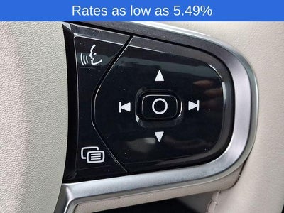 2023 Volvo XC60 B5 AWD Plus Bright Theme