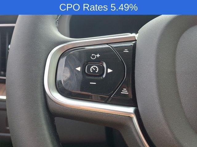 2023 Volvo XC60 B5 AWD Plus Bright Theme