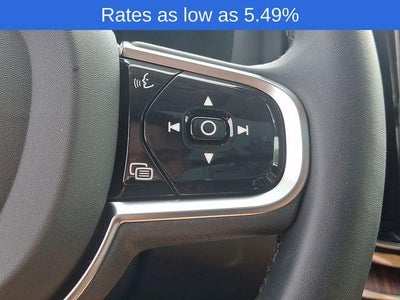 2023 Volvo XC60 B5 AWD Plus Bright Theme