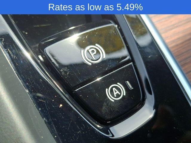 2023 Volvo XC60 B5 AWD Plus Bright Theme