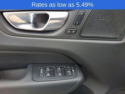 2023 Volvo XC60 B5 AWD Plus Bright Theme