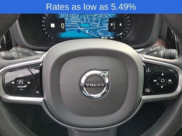 2023 Volvo XC60 B5 AWD Plus Bright Theme