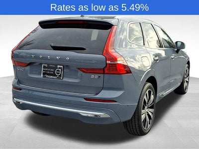 2023 Volvo XC60 B5 AWD Plus Bright Theme