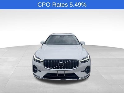 2023 Volvo XC60 B5 AWD Plus Bright Theme
