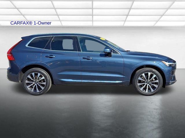 2023 Volvo XC60 B5 AWD Plus Bright Theme