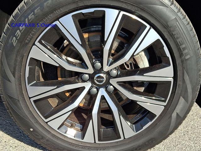 2023 Volvo XC60 B5 AWD Plus Bright Theme